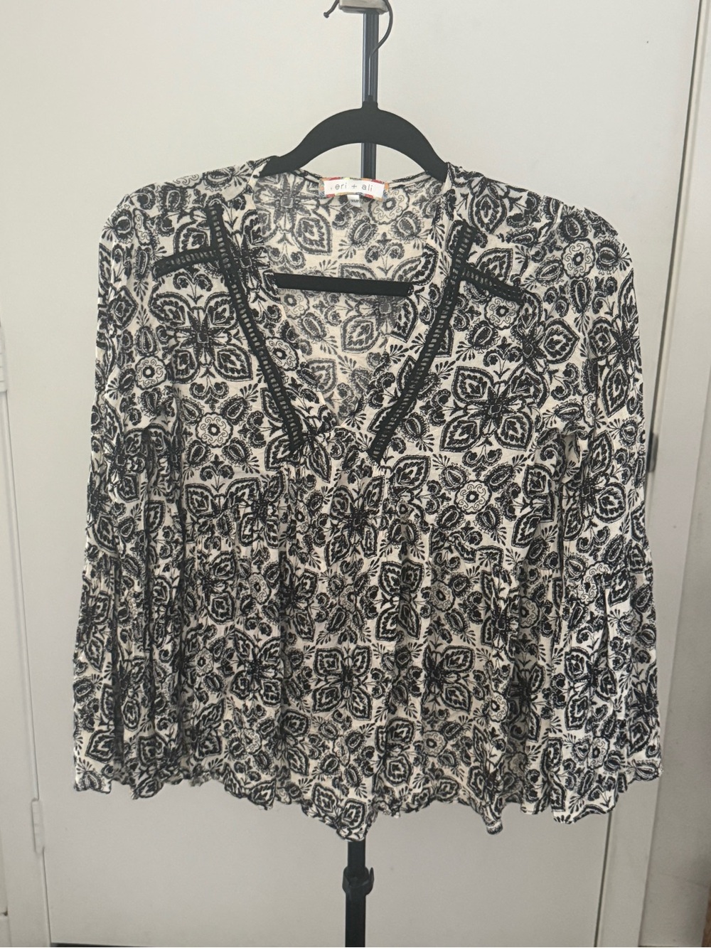 Black & White Floral Tunic Top - Lightweight Boho Style